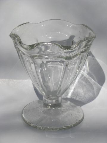 8 old fashioned heavy glass ice cream sundae dishes