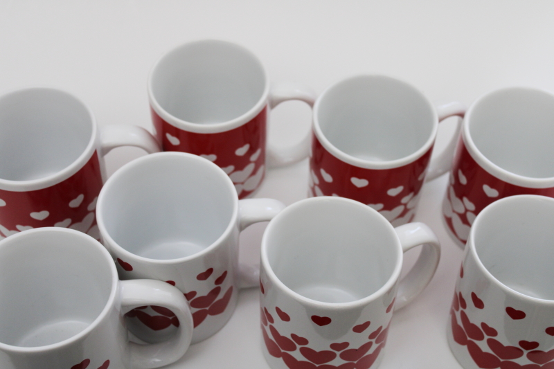 80s 90s vintage Enesco Valentines Day mugs, mod red  white hearts