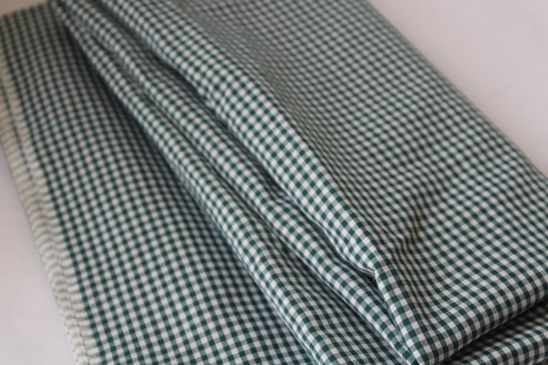 80s vintage fabric, cotton / poly gingham pine green & white mini checks