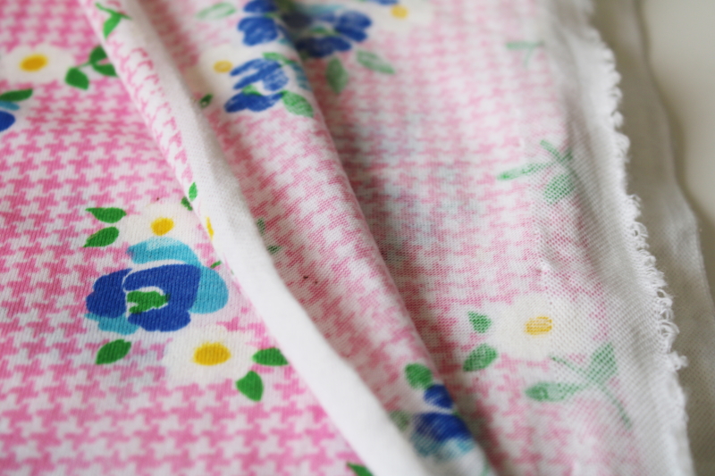 90s vintage cotton poly jersey knit fabric, retro pink checked print w/ flowers
