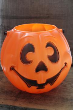 90s vintage plastic pumpkin Trick or Treat bucket, jack o lantern pail USA made