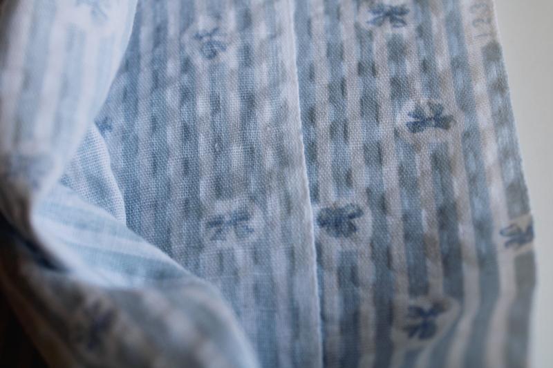 Alice blue bows tiny print vintage cotton plisse fabric, light and soft