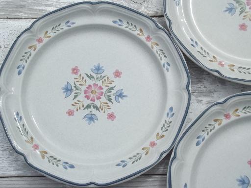 American Patchwork dinner plates, International Heritage stoneware Japan 