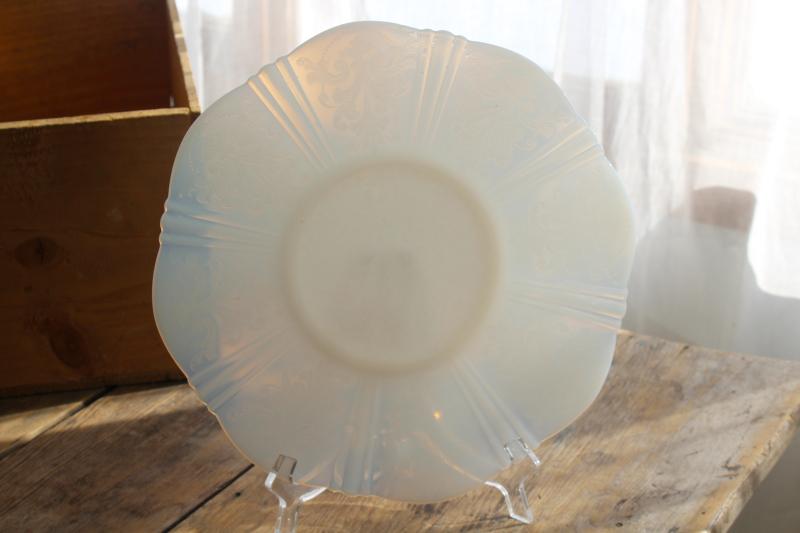 American Sweetheart depression glass cake plate, Monax white opalescent glass