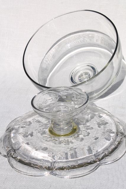Anchor Hocking Savannah floral pattern cake stand - cover dome & plate
