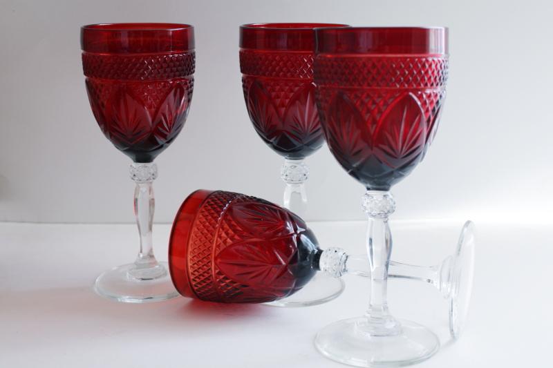 Antique pattern ruby red glass goblets, water or wine glasses vintage Luminarc France
