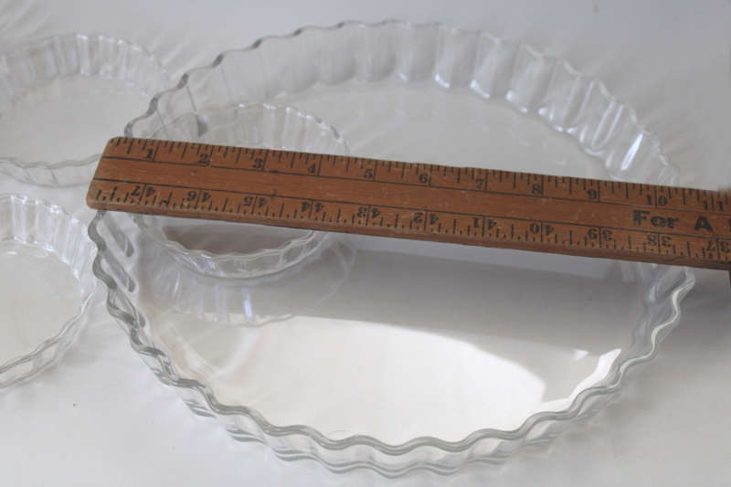 thumbnail interactive-video image 1 of Vintage Pillivuyt SAS France White 10″ Fluted Quiche Tart Pan Baking 1 of 13