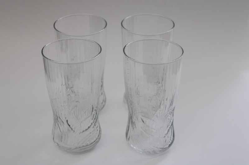 Arcoroc Canterbury vintage French glass tumblers crystal clear embossed floral