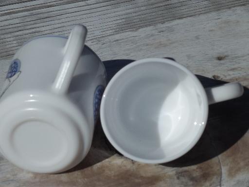 Arcoroc glass coffee mugs, blue calico goose set of 4 80s retro cups 