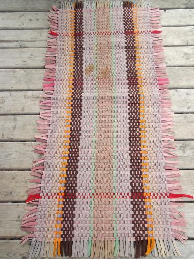 Arts and Crafts vintage heavy wool felt rug, plaid of hand-woven strips