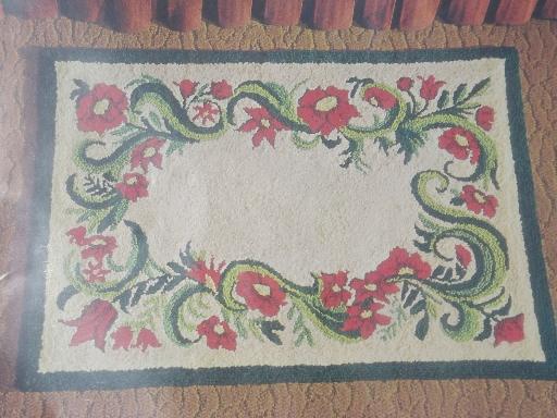 Aunt Lydia's printed cotton canvas for punch needle hooked rugs pair