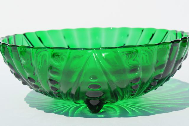 Berwick burple bubble pattern vintage Anchor Hocking forest green glass berry bowls set
