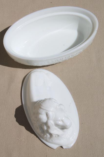 British Lion antique vintage milk glass covered dish animal on nest oval bowl