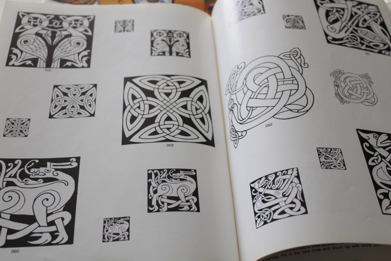 Celtic designs vintage Dover books copyright free artwork graphic art includes CD