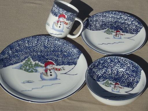 Christmas dishes set for 4, Thompson China winter snowmen spongeware