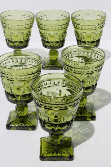 Featured image of post Green Glass Goblets Vintage