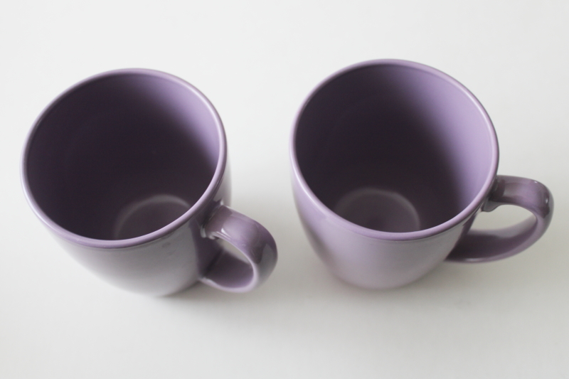 https://laurelleaffarm.com/item-photos/Corelle-stoneware-coffee-mugs-lavender-purple-solid-lilac-color-Laurel-Leaf-Farm-item-no-rg0307170-3.jpg