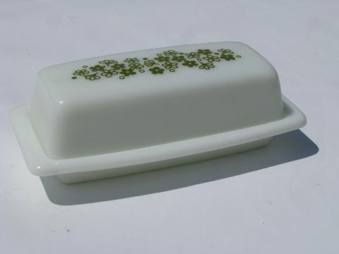 Crazy Daisy retro green flowers vintage Pyrex glass covered butter dish