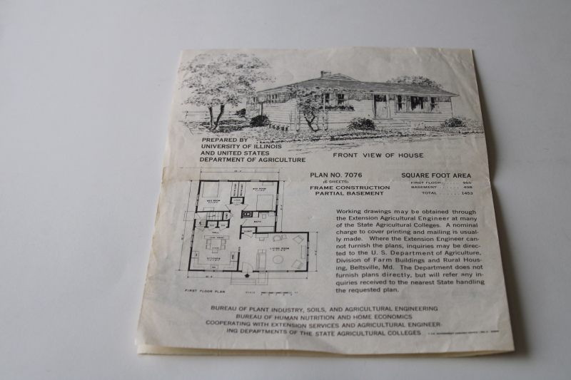 Farmhouses for the North, 1950s vintage farm house design plans illustrated leaflet USDA