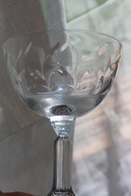 Fostoria Sprite pattern wheel cut stemware, 1950s vintage martini cocktail glasses