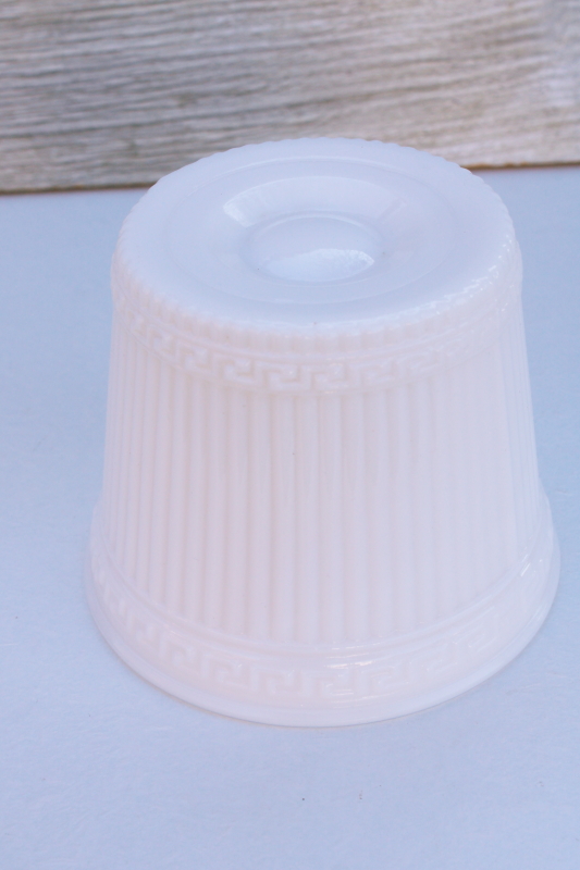 French country vintage milk glass planter pot or flower vase Portieux Vallerysthal