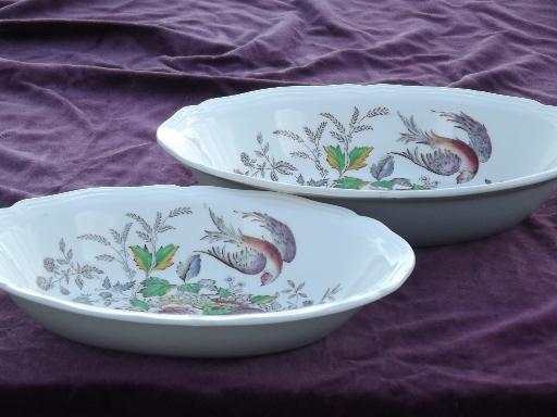 Hampshire Royal Doulton china, chop plate, platter, oval bowls lot