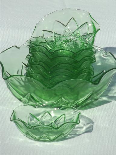 Hazel Atlas Fancy vintage green depression glass berry bowls set