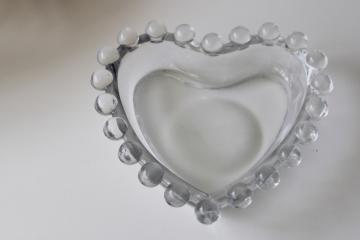 Imperial candlewick pattern vintage heart shaped trinket ring dish w/ beaded edge