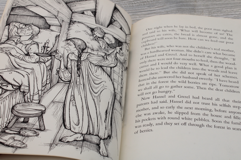 Joan Walsh Anglund Nibble Nibble Mousekin, A Tale of Hansel  Gretel vintage fairy tale book