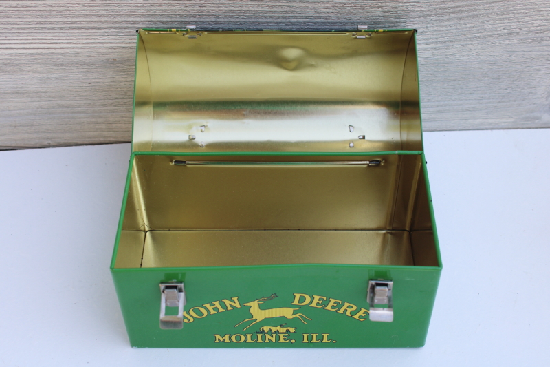 John Deere collectible metal lunch pail, old fashioned lunchbox