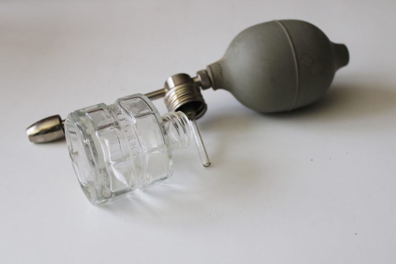 Kantleek atomizer vintage quack medicine Devilbiss style spray w/ embossed glass bottle