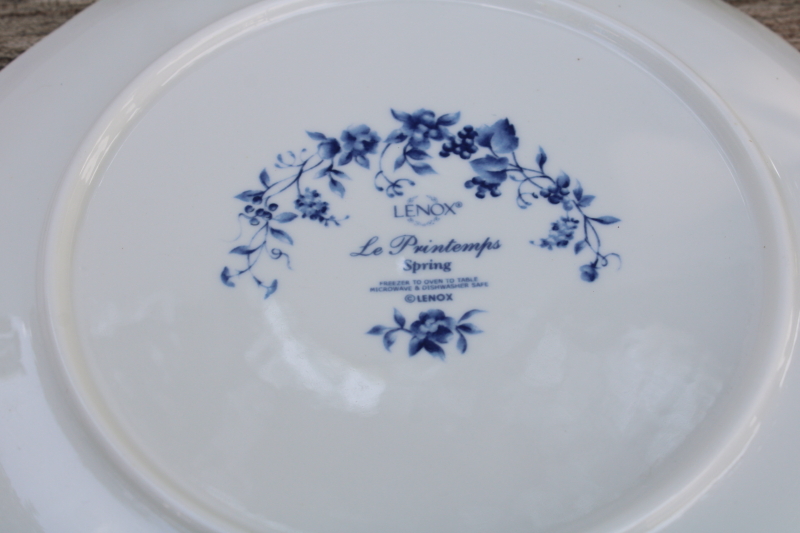Lenox Les Saisons vintage French country blue white china toile print accent plates Spring scene