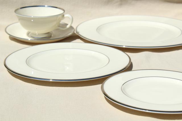 Lenox Montclair Silver Platinum Trim Ivory China Vintage Dinnerware Set For 8