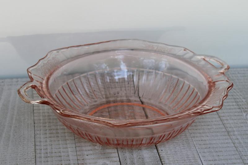 Mayfair pattern vintage Anchor Hocking pink depression glass bowl w/ handle