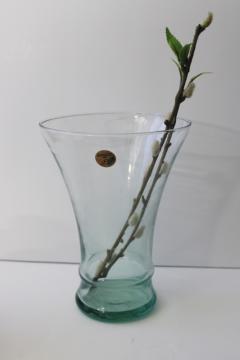 Mexico label Spanish green recycled glass vase, pale sea glass green color
