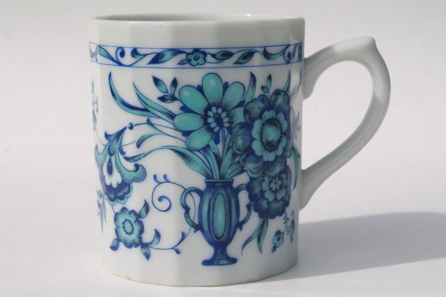 Ming blue & white chinoiserie china coffee mugs, vintage Japan Chinese export style porcelain