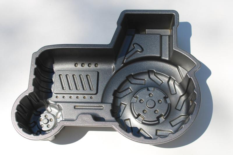 Nordic Ware farm tractor cast aluminum cake baking pan mold