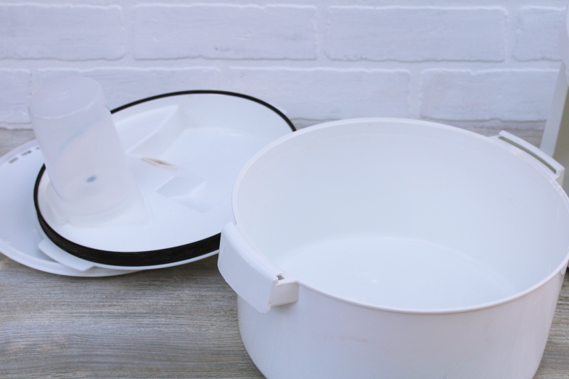 Nutrimill Classic electric grain mill complete and working, clean