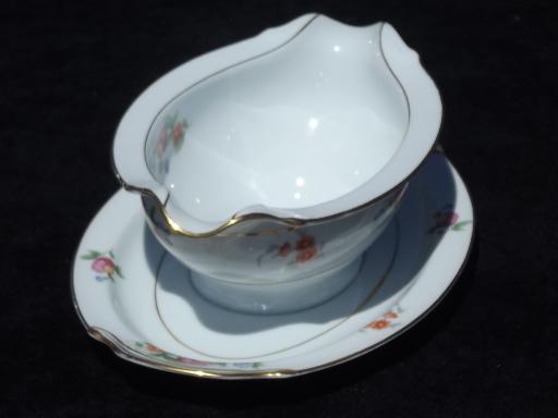 Occupied Japan vintage Noritake hand-painted china gravy boat w/ plate