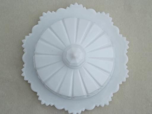 Old quilt Westmoreland milk glass cheese plate or round covered butter dish