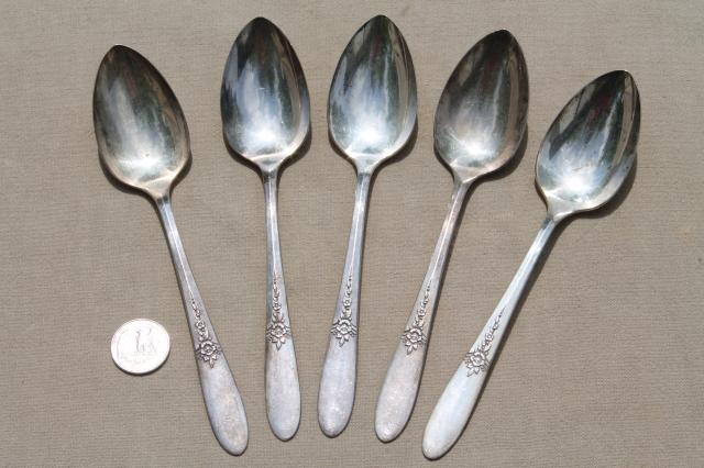 Oneida Community silver Tudor plate Fantasy pattern silverware, 1940s ...