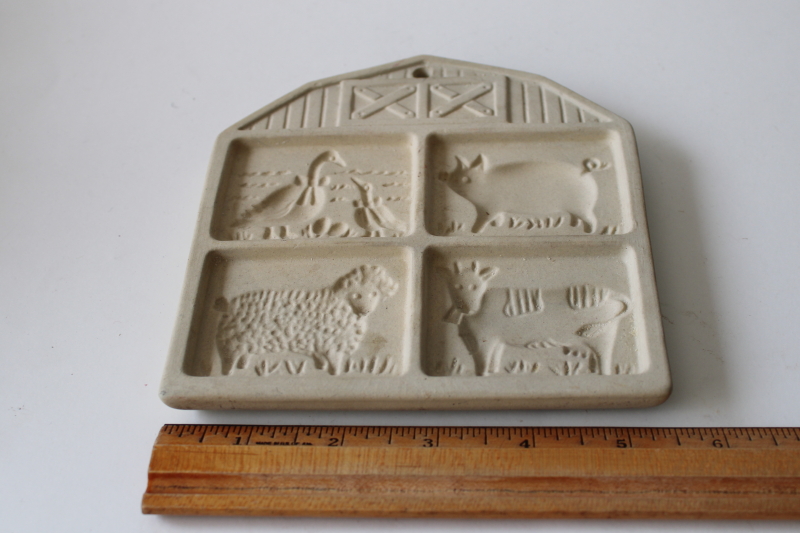 Pampered Chef 1990s vintage farmyard friends stoneware cookie mold barn animals