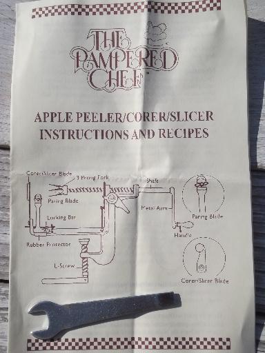 Pampered Chef old-fashioned hand crank apple peeler corer slicer in box