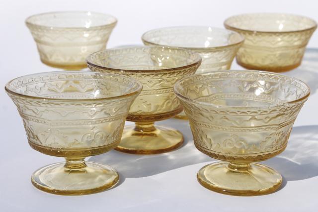 Patrician Pattern Vintage Amber Yellow Depression Glass Sherbet Dishes Or Low Champagne Glasses 3664