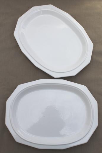 Pfaltzgraff Heritage pattern platter set, USA vintage white stoneware platters