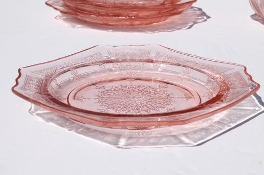 Princess pink depression glass 1930s vintage Anchor Hocking plates & bowls