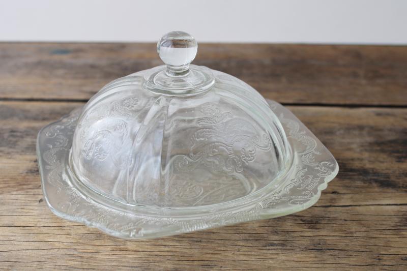 Recollection pattern crystal clear glass round covered butter dish plate w/ dome lid
