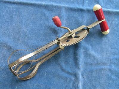 Red / white wood handle vintage egg beater eggbeater