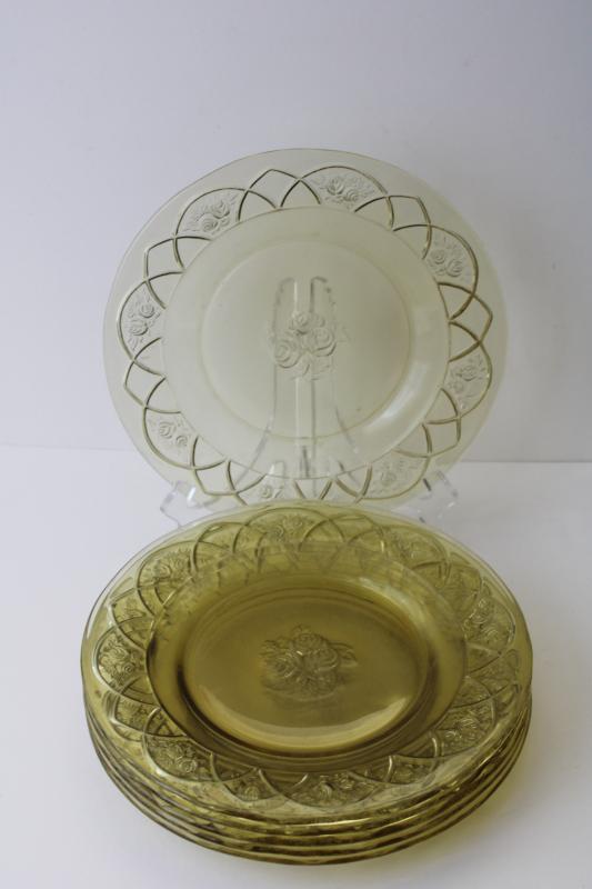 Rosemary pattern yellow glass plates, 1930s vintage depression era glassware