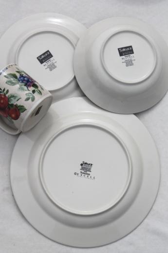 Sonoma fruit Sakura Oneida stoneware dinnerware set for 6 with serveware
